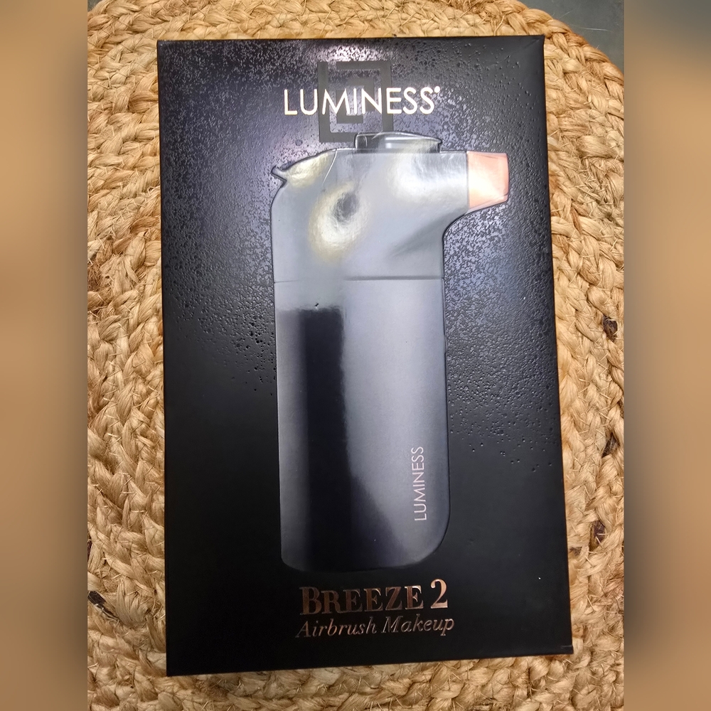 Luminess Breeze 2 Airbrush Makeup